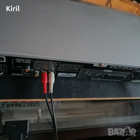 DVD XV-S302 с дистанционно, снимка 7 - Плейъри, домашно кино, прожектори - 53608601