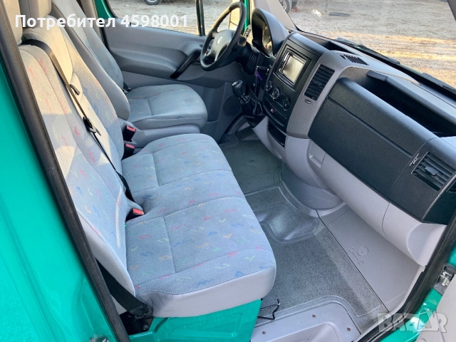 Vw Crafter ЩОРА* КЛИМАТИК* НАВИГАЦИЯ* СЕРВИЗНИ ДОКУМЕНТИ, снимка 14 - Камиони - 52526429