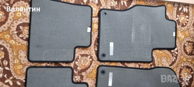 Продавам оригинални мокетни стелки за Mercedes  ML 164, снимка 7 - Аксесоари и консумативи - 49267628