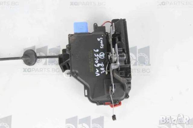 Брава врата задна дясна за Volkswagen Golf 6 комби (2008-2013), снимка 2 - Части - 47887725