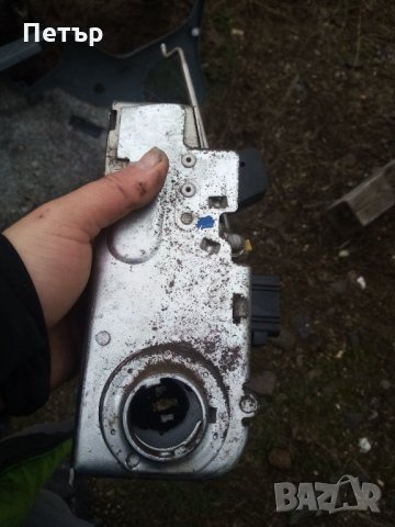 Предна дясна брава Форд транзит 