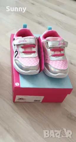 Детски светещи маратонки Barbie, снимка 3 - Детски маратонки - 49030134
