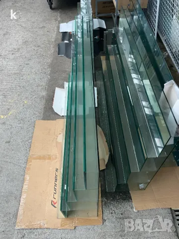 здравейте продавам 4бр стъклени витрини