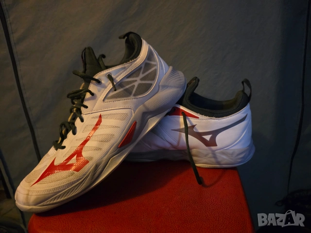 Mizuno-original от Швейцария-номер 45.5, снимка 2 - Маратонки - 53401395