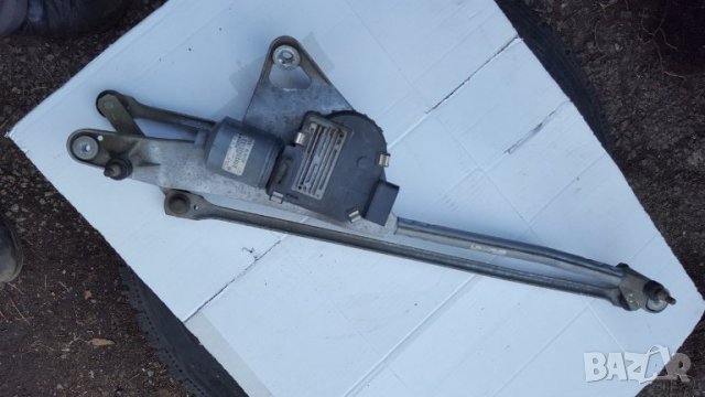 Моторче чистачки Ауди А8 4ЕD3