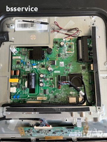 Телевизор Crown 32D19AWS / TP.SK508S.PB802, снимка 2 - Части и Платки - 36639499