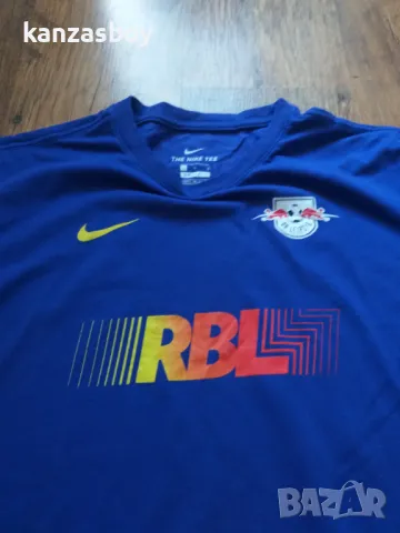 nike red bull laipzig - страхотна мъжка тениска L, снимка 2 - Тениски - 47368014
