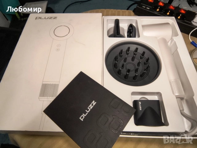 Лек, но мощен: Професионалният сешоар PLUZZ 1600w е оборудван със свръхмощен безчетков мотор, снимка 2 - Сешоари - 52088343