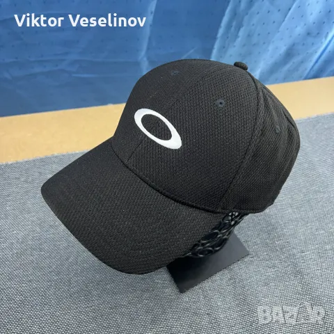 OAKLEY Шапка с Козирка One Size Черна, снимка 1
