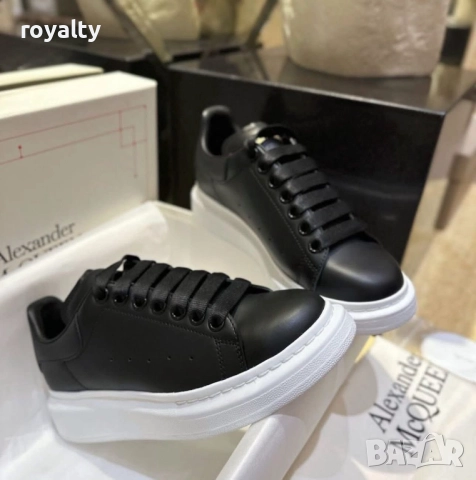 Alexander McQueen Черни Маратонки 