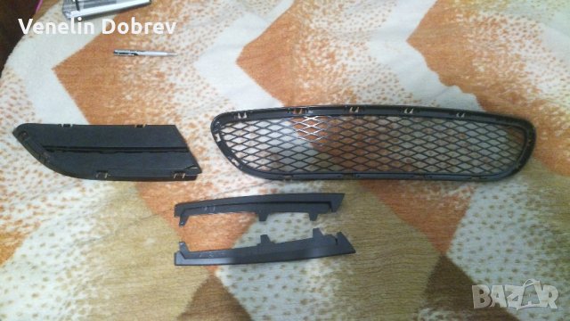 решетки към предна броня БМВ Е90,Е91