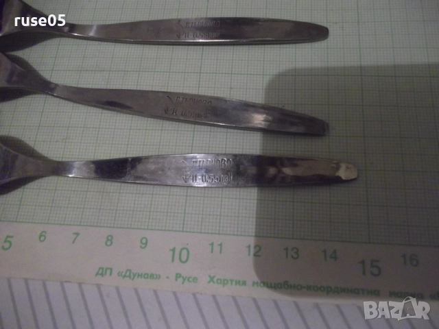 Лот от 6 бр. вилици от "☭ В.Търново" от соца нови, снимка 9 - Прибори за хранене, готвене и сервиране - 52515115