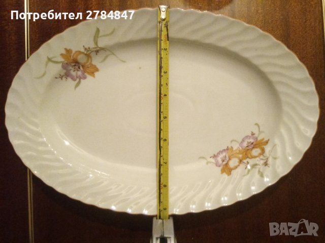 Голяма порцеланова чиния, овална, от социализма , снимка 10 - Сервизи - 44097521