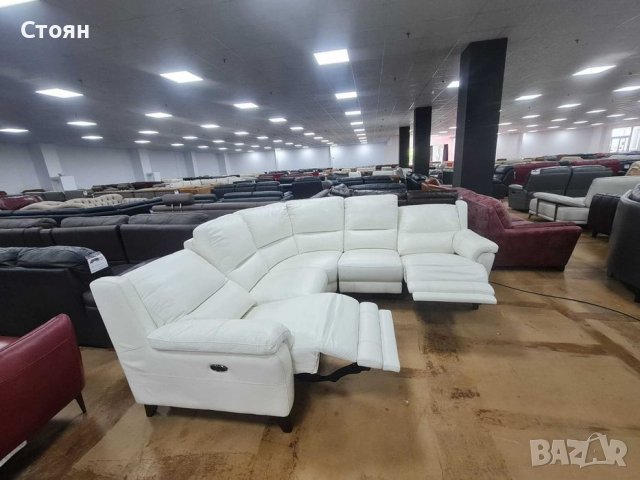 Светло кремав кожен ъглов диван с ел. релакс механизъм, снимка 9 - Дивани и мека мебел - 39945088