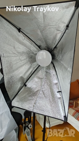 Професионален комплект осветление за фотостудио CineGEN