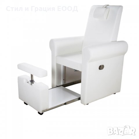 Стол за педикюр Pira - бял/черен, снимка 1 - Педикюр и маникюр - 28268007