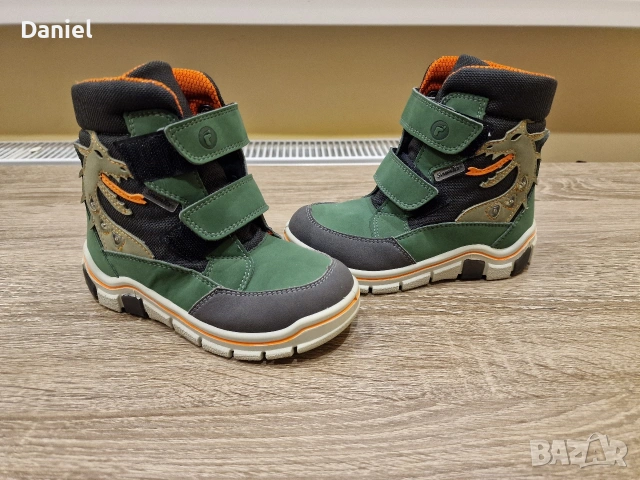 (28) Детски боти за момче светещи