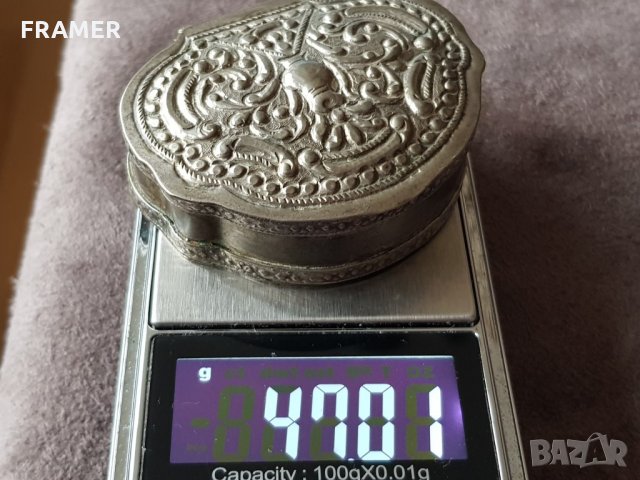 Стара българска възрожденска сребърна кутийка за емфие 19век, снимка 13 - Антикварни и старинни предмети - 33066769