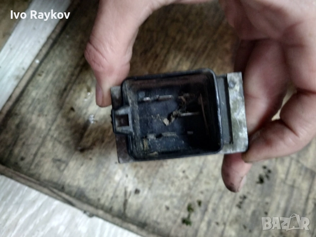 Реле подгревни свещи за Renault, Nissan 7700115078 , снимка 4 - Части - 52655776