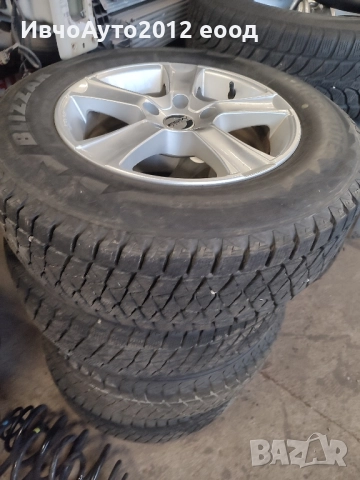 Комплект гуми и джанти Toyota rav 4 Suzuki grand vitara 