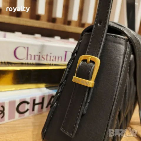 Miu Miu дамски чанти Различни цветове , снимка 9 - Чанти - 49484151