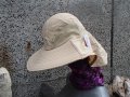 Продавам лятна бързосъхнеща лека шапка с голяма козирка и покривало за врата, снимка 2