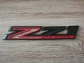 Chevrolet Z71 Offroad черно с червено емблема, снимка 1
