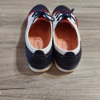 Дамски спортни обувки, снимка 2 - Дамски ежедневни обувки - 37048266