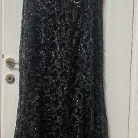 Официална дълга черна рокля с пера и паети размер XL, снимка 2 - Рокли - 43909488