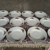 Бг порцелан-Изида . НОВИ- барокови чинии.., снимка 1 - Прибори за хранене, готвене и сервиране - 35153934