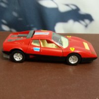 Ferrari - метална количка, снимка 3 - Колекции - 34993987