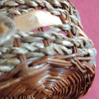 Стара плетена декоративна кошничка, снимка 3 - Антикварни и старинни предмети - 28622525