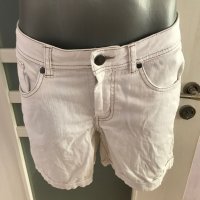 Бели къси дънкови панталони, снимка 3 - Къси панталони и бермуди - 37131370