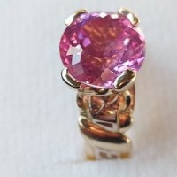 Златен руски пръстен с розов сапфир, снимка 1 - Пръстени - 43582668