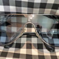 Оригинални слънчеви очила Ray-Ban, снимка 2 - Слънчеви и диоптрични очила - 26248446