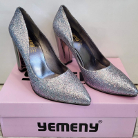 Дамски обувки на ток в сребрист цвят, снимка 1 - Дамски обувки на ток - 36536489