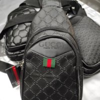 Спортна чанта за мъже и жени Gucci код 112, снимка 1 - Чанти - 35495524