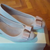 Обувки , снимка 1 - Дамски елегантни обувки - 38301159