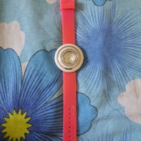Розов ръчен часовник , снимка 2 - Дамски - 37604141