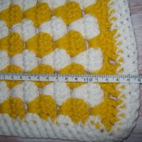 Дамски зимен шал "Сладолед" в бяло и жълто, снимка 6 - Шалове - 35253143
