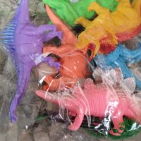 Детски фигурки, Динозаври, в пакет , снимка 2 - Други - 44113833