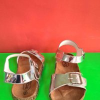 Английски детски оригинални сандали , снимка 3 - Детски сандали и чехли - 37307878