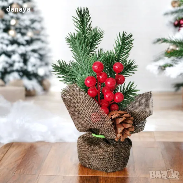 5309 Коледна украса елхичка с шишарка в подаръчно чувалче, 23 см, снимка 1