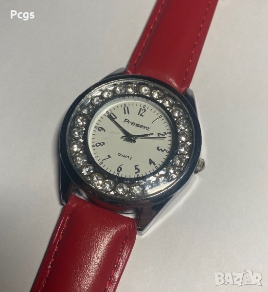 ЧИСТО НОВ Дамски часовник Present отлично работещ идеален за подарък естествена кожа, снимка 1