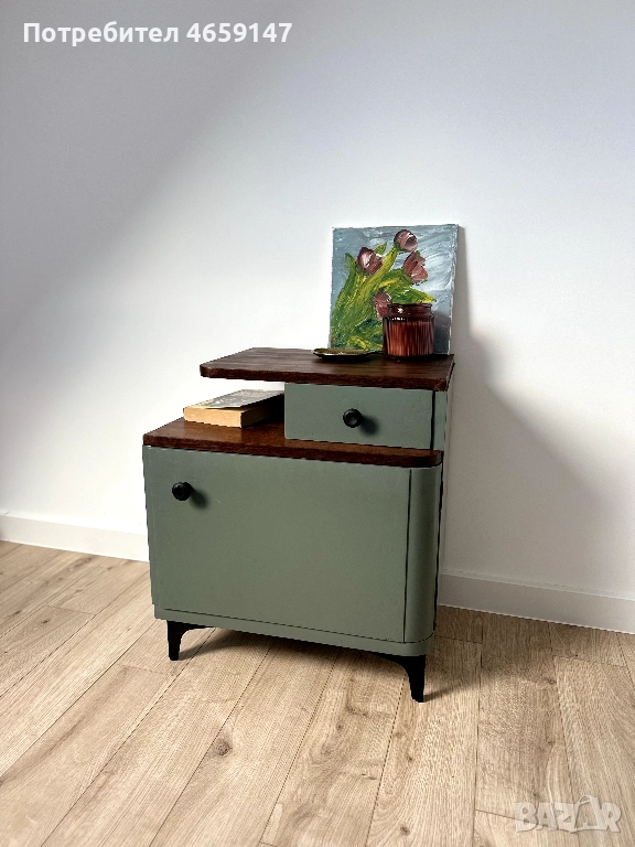 Две реставрирани дървени нощни шкафчета, снимка 1