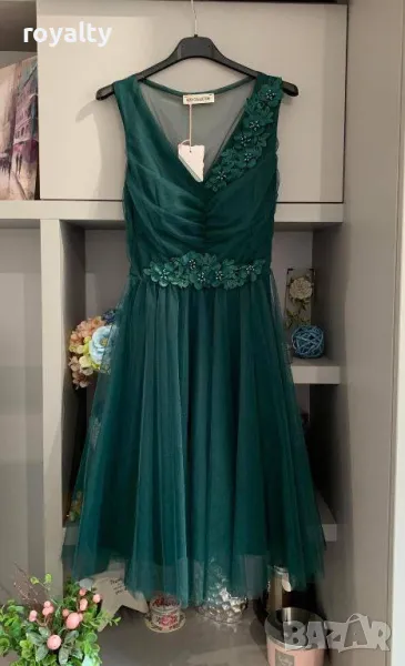 Рокля с тюл в тъмно зелено, снимка 1