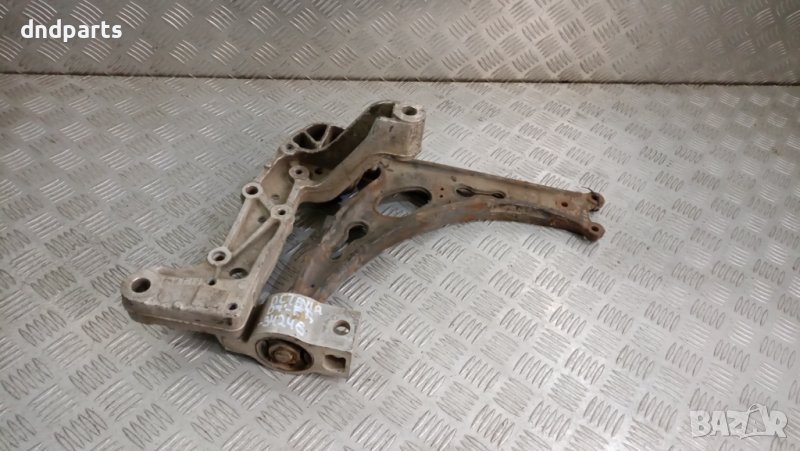 Носач Skoda Octavia 2007г.(преден десен)	, снимка 1