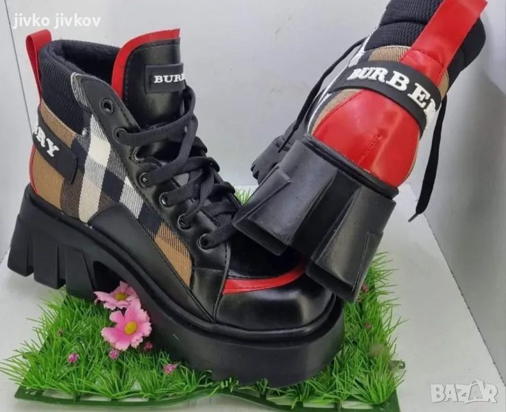 Burberry дамски боти, снимка 1