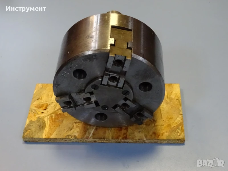 Тричелюстен клинозатегателен патронник 7102-4004 USSR Ф160, снимка 1