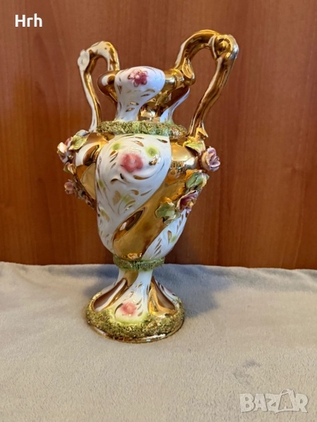 Порцеланова ваза с маркировка от Италия, снимка 1